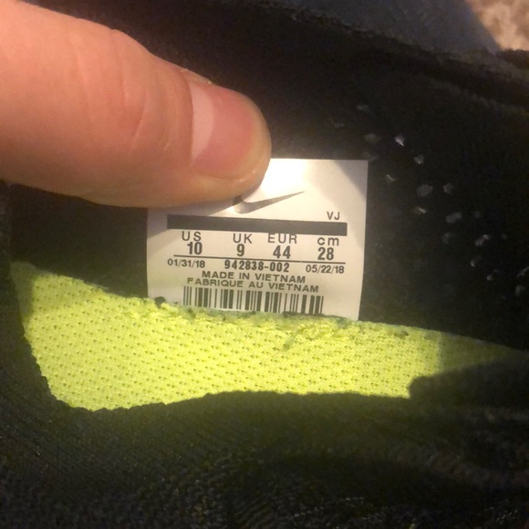 Nike running shoes - Picture 4 of 4